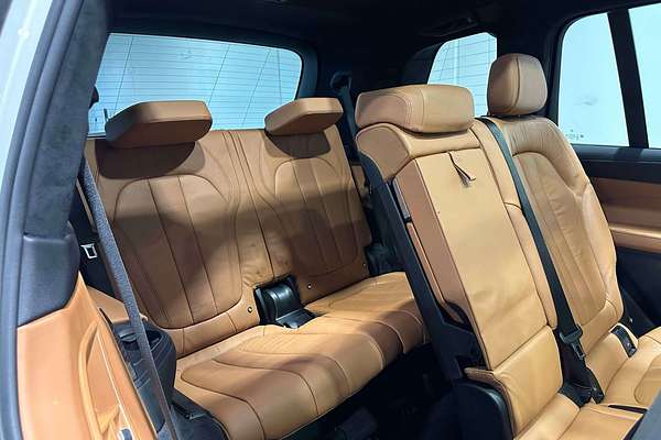 2019 BMW X7 xDrive30d G07
