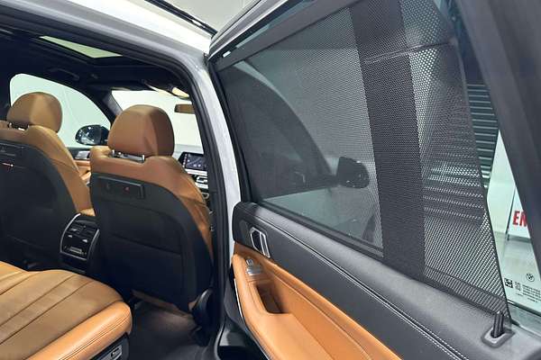 2019 BMW X7 xDrive30d G07