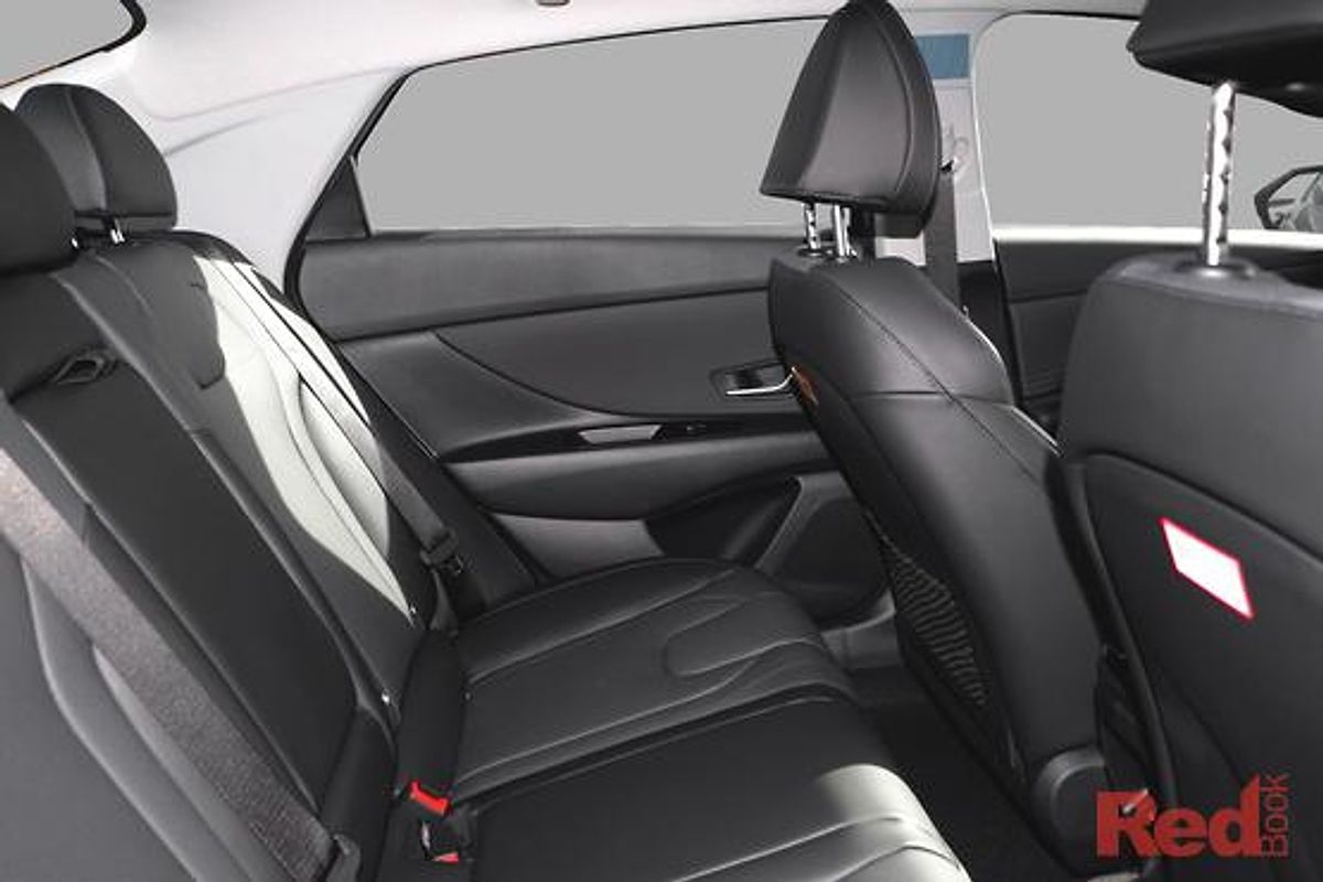 2024 Hyundai i30 Premium CN7.V2