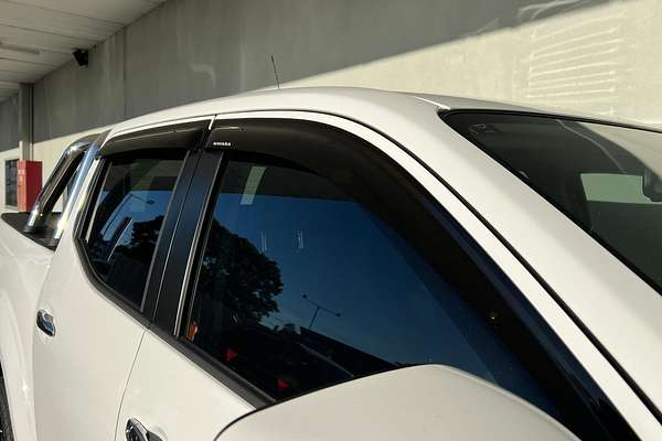 2024 Nissan Navara ST-X D23 4X4