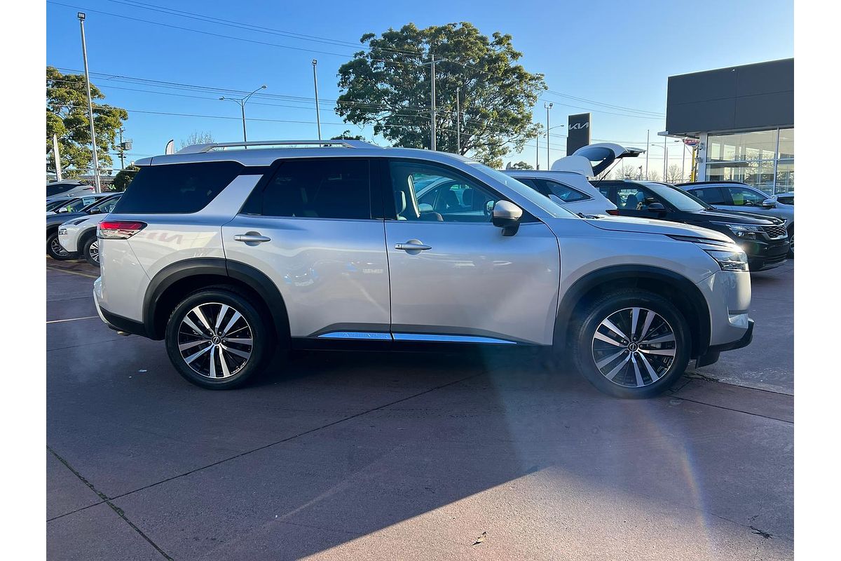2023 Nissan Pathfinder Ti-L R53