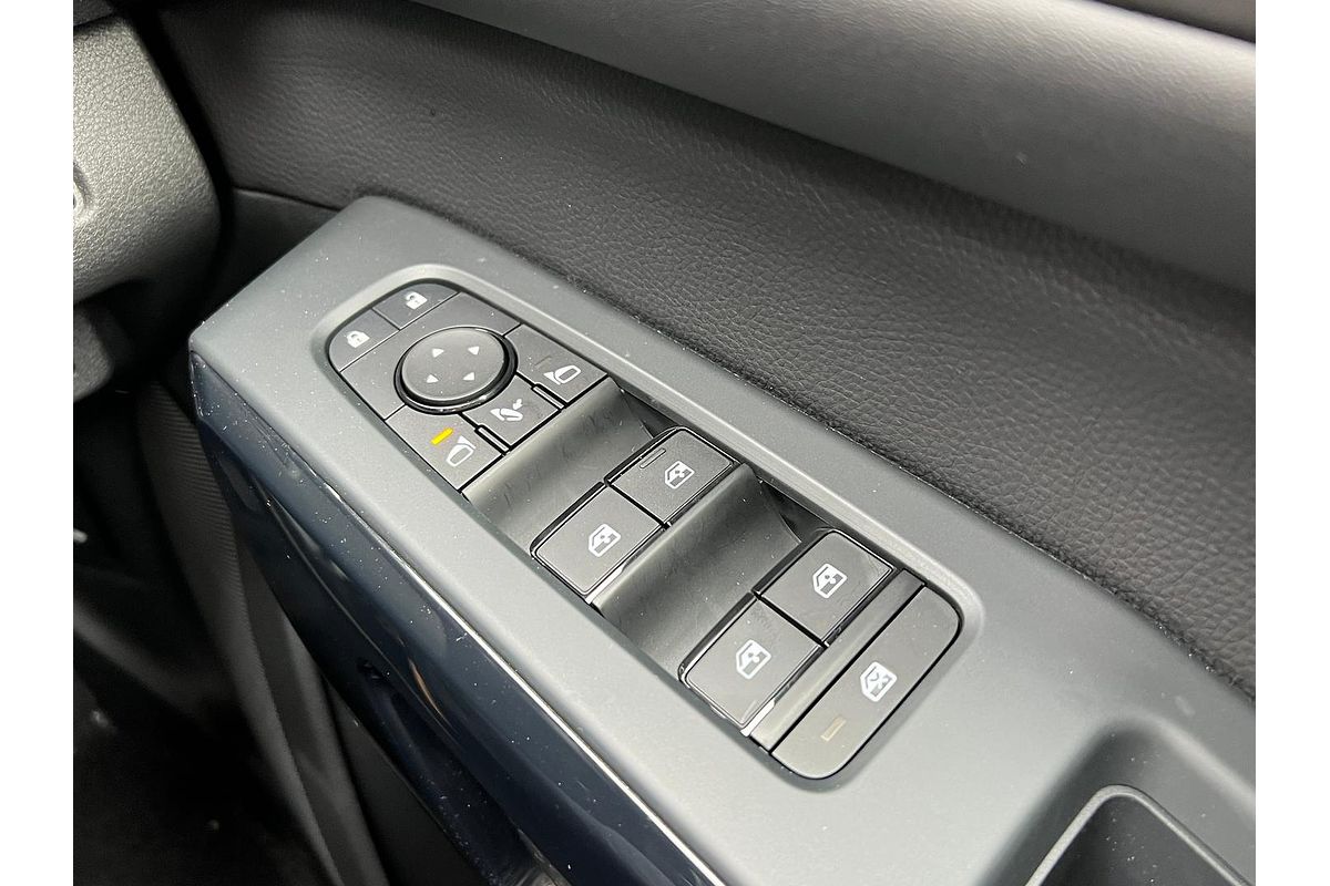 2024 Nissan Pathfinder ST-L R53