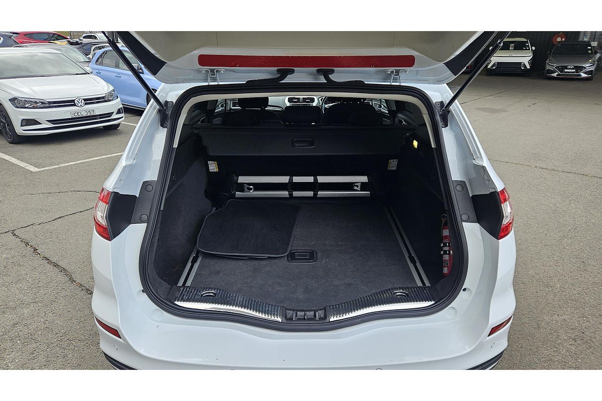 2015 Ford Mondeo Ambiente MD