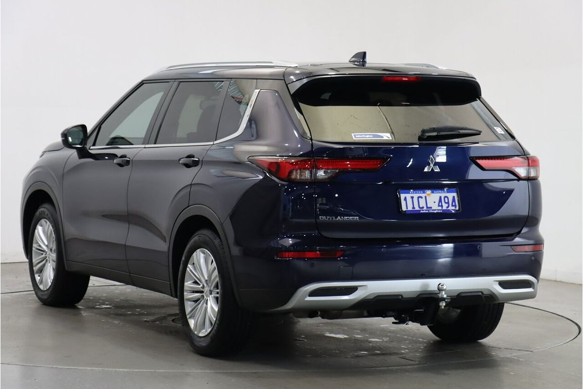 2023 Mitsubishi Outlander LS ZM