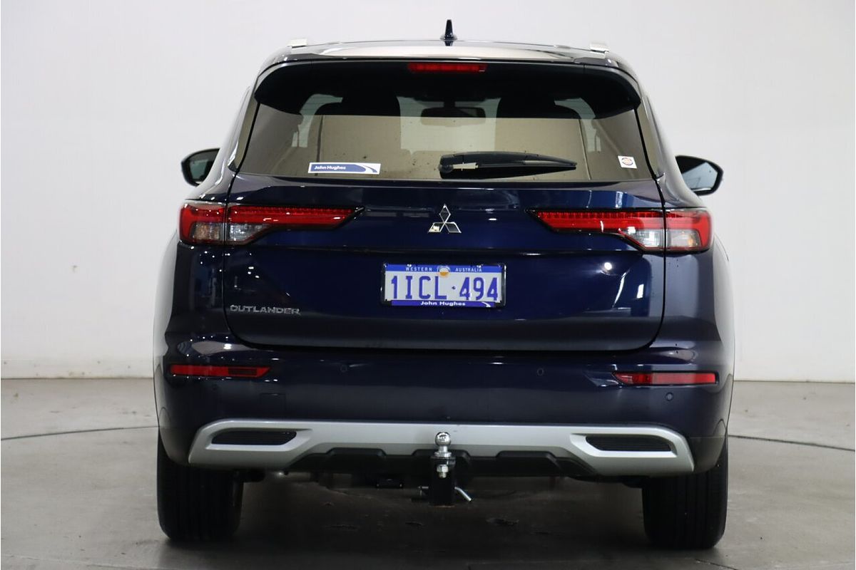 2023 Mitsubishi Outlander LS ZM