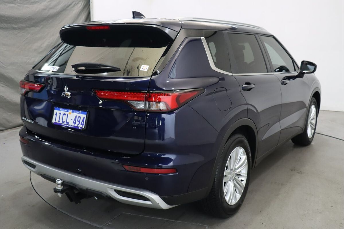 2023 Mitsubishi Outlander LS ZM
