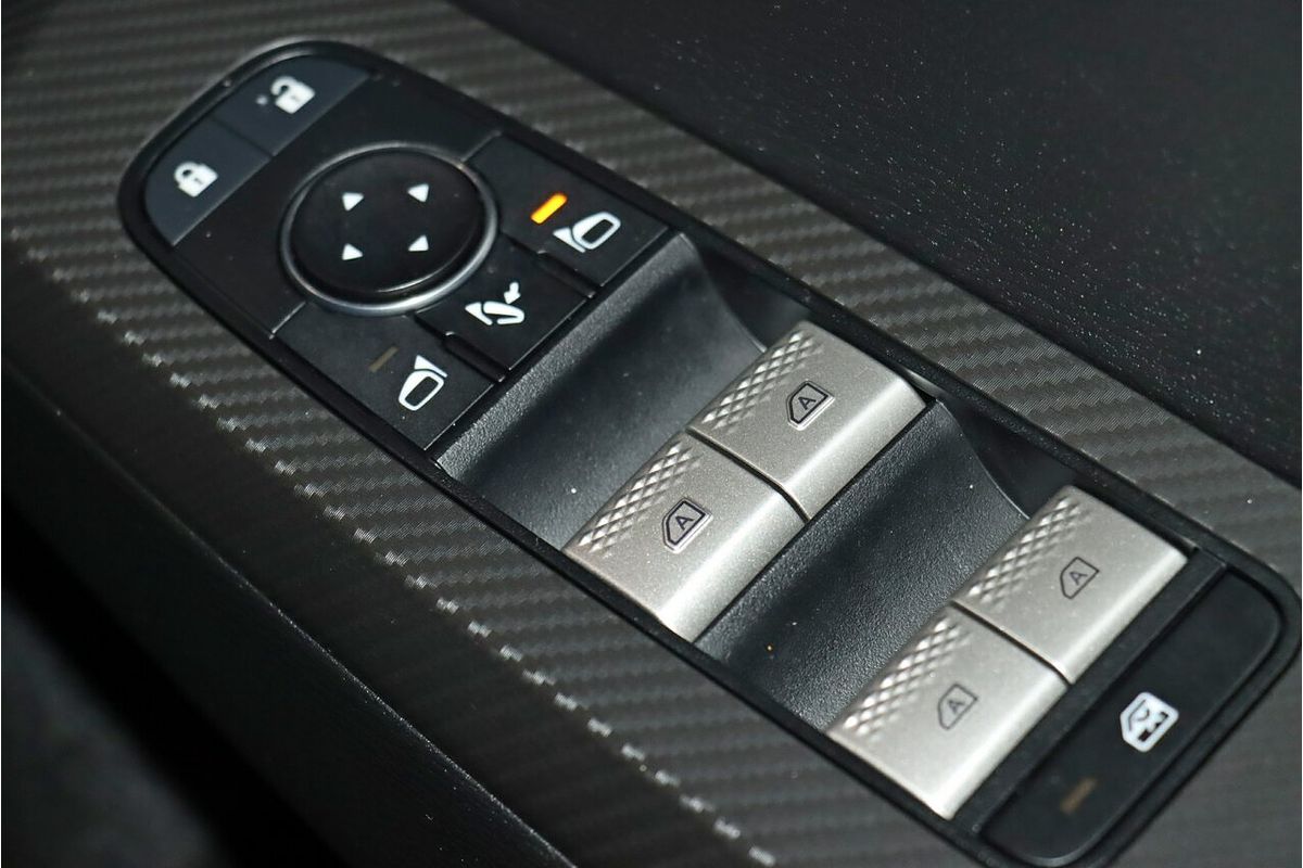 2023 Mitsubishi Outlander LS ZM