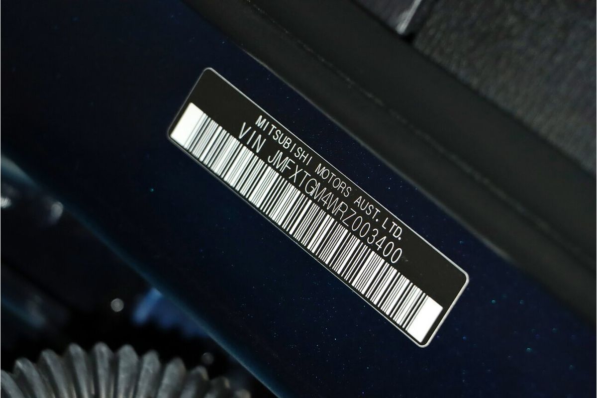 2023 Mitsubishi Outlander LS ZM