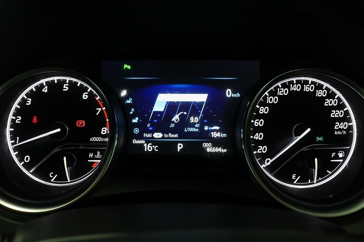 2018 Toyota Camry Ascent Sport ASV70R