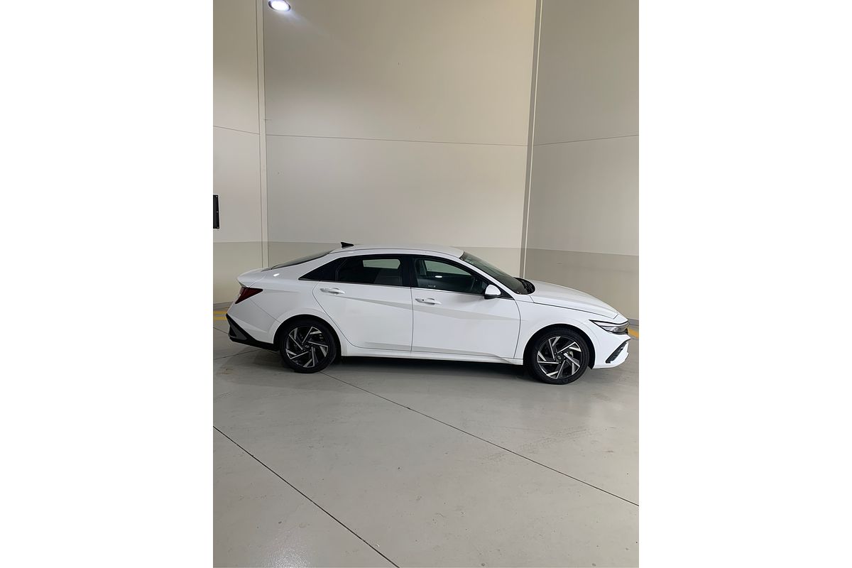 2024 Hyundai i30 Elite CN7.V2