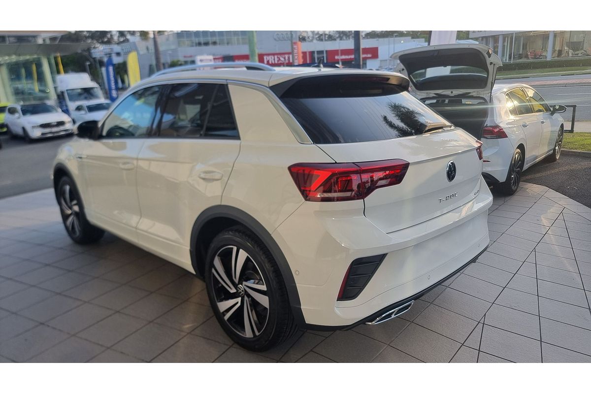 2024 Volkswagen T-Roc 140TSI R-Line D11