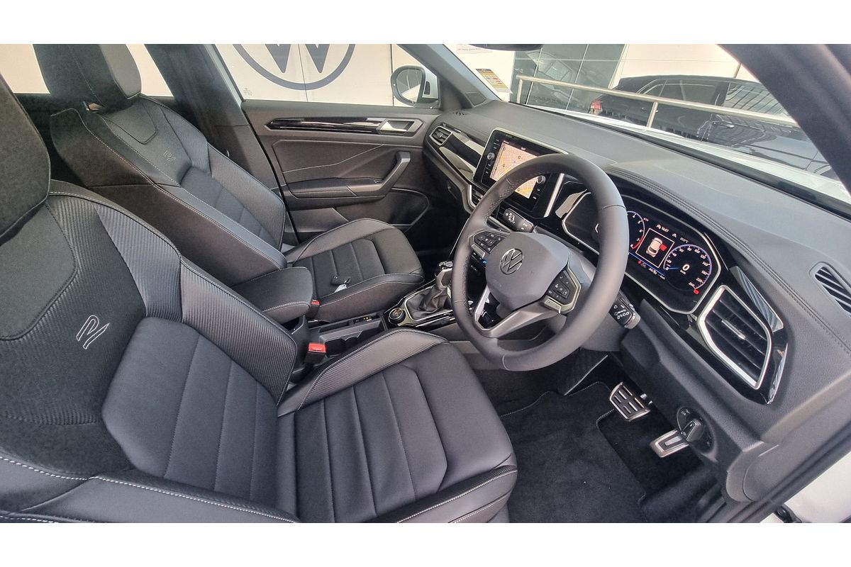 2024 Volkswagen T-Roc 140TSI R-Line D11