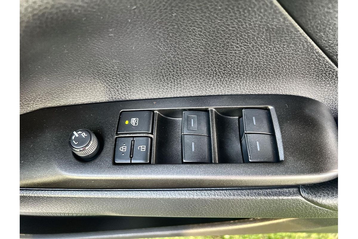 2021 Toyota Camry Ascent AXVH70R