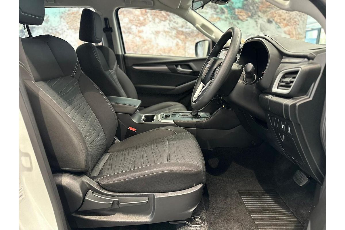 2023 Isuzu MU-X LS-M