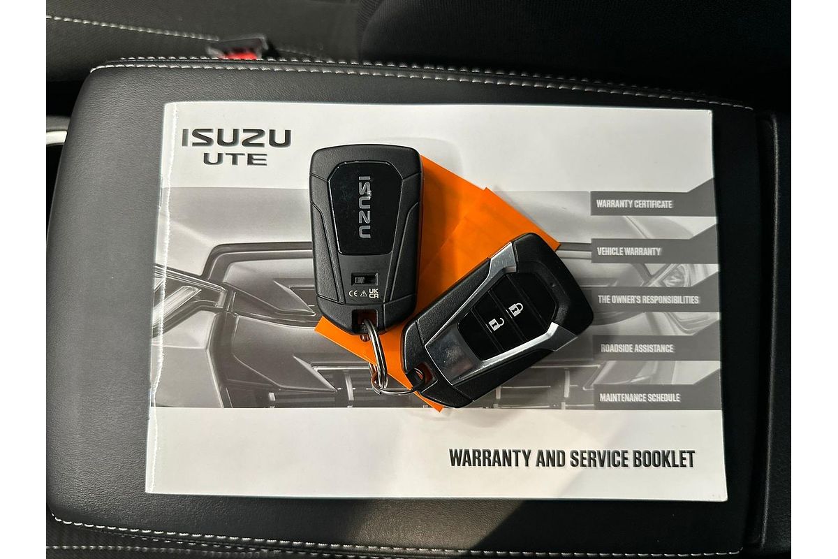 2023 Isuzu MU-X LS-M
