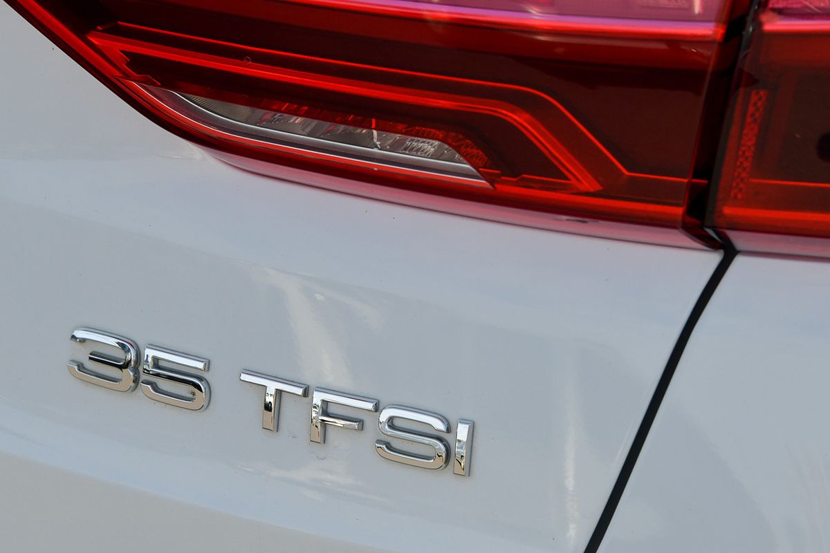 2019 Audi Q3 35 TFSI Launch Edition F3