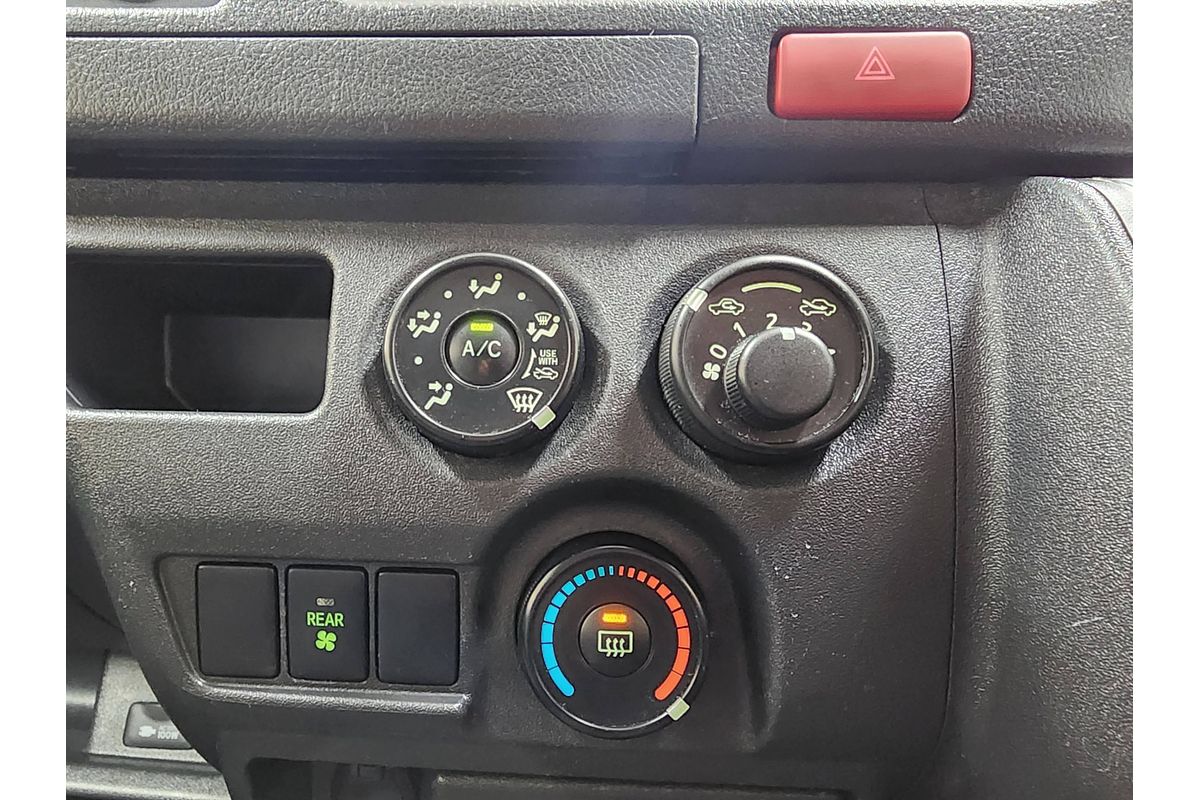 2018 Toyota Hiace  GDH206V
