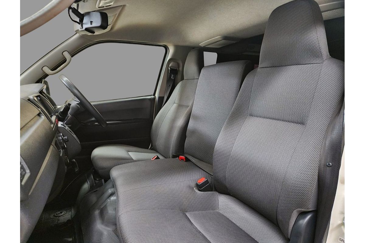 2018 Toyota Hiace  GDH206V