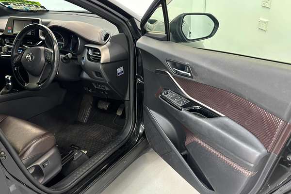 2018 Toyota C-HR HYBRID G ZYX10