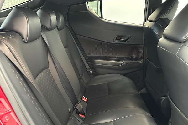 2017 Toyota C-HR HYBRID G ZYX10