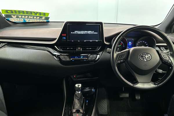 2017 Toyota C-HR HYBRID G ZYX10