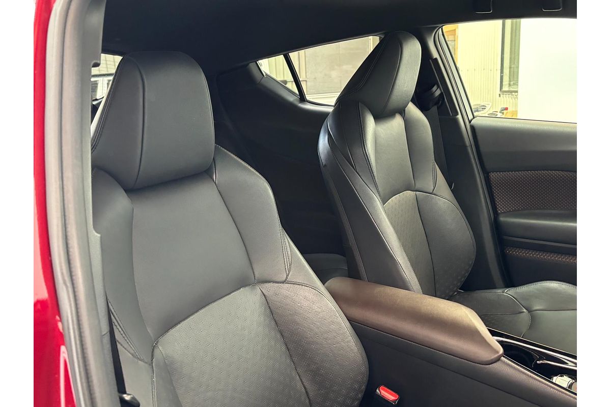 2017 Toyota C-HR HYBRID G ZYX10