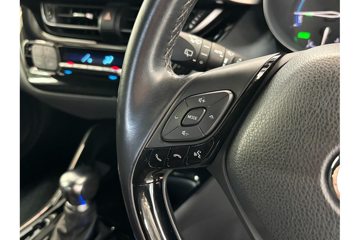 2017 Toyota C-HR HYBRID G ZYX10