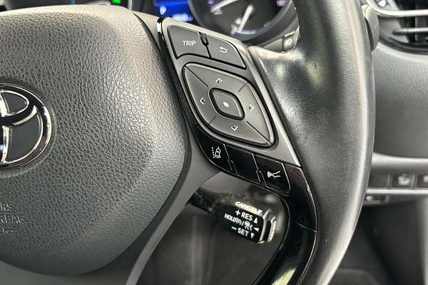 2017 Toyota C-HR HYBRID G ZYX10