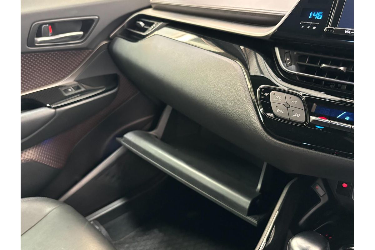 2017 Toyota C-HR HYBRID G ZYX10