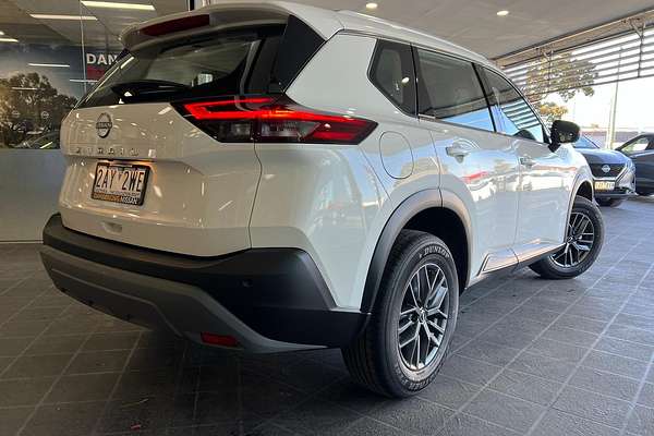 2024 Nissan X-TRAIL ST T33