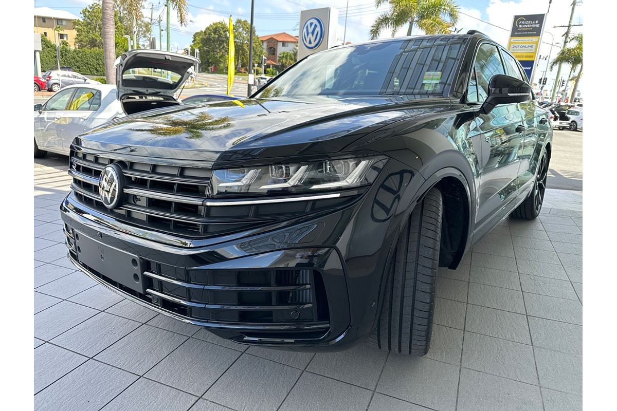 2023 Volkswagen Touareg R RC