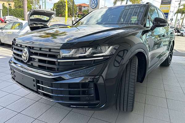 2023 Volkswagen Touareg R RC