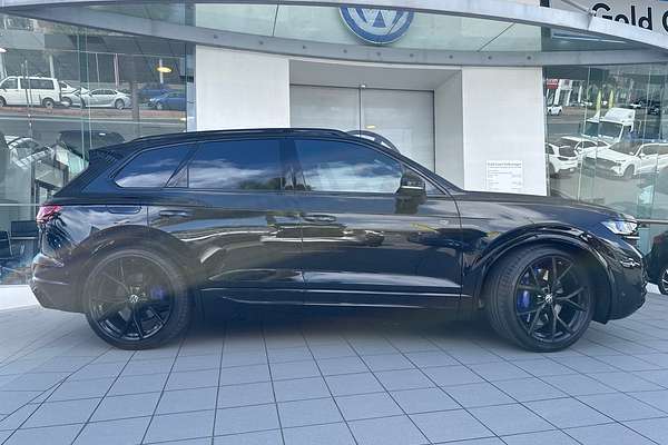 2023 Volkswagen Touareg R RC