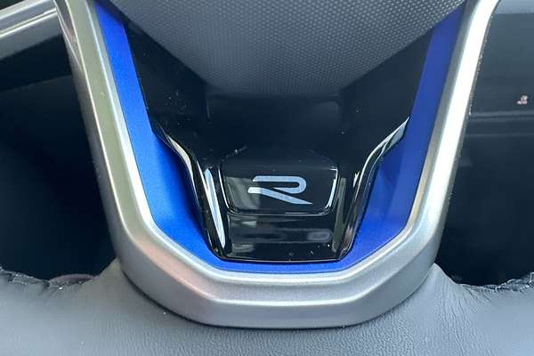 2023 Volkswagen Touareg R RC