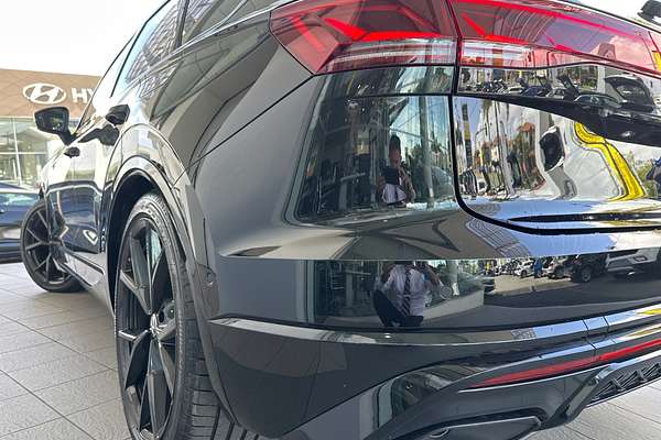 2023 Volkswagen Touareg R RC