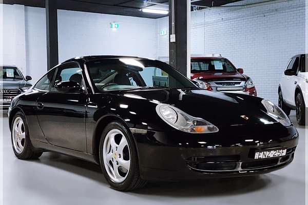 2000 Porsche 911 CARRERA