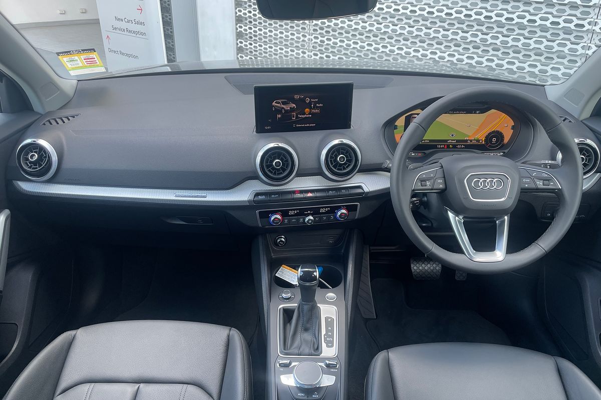 2024 Audi Q2 40 TFSI S line GA