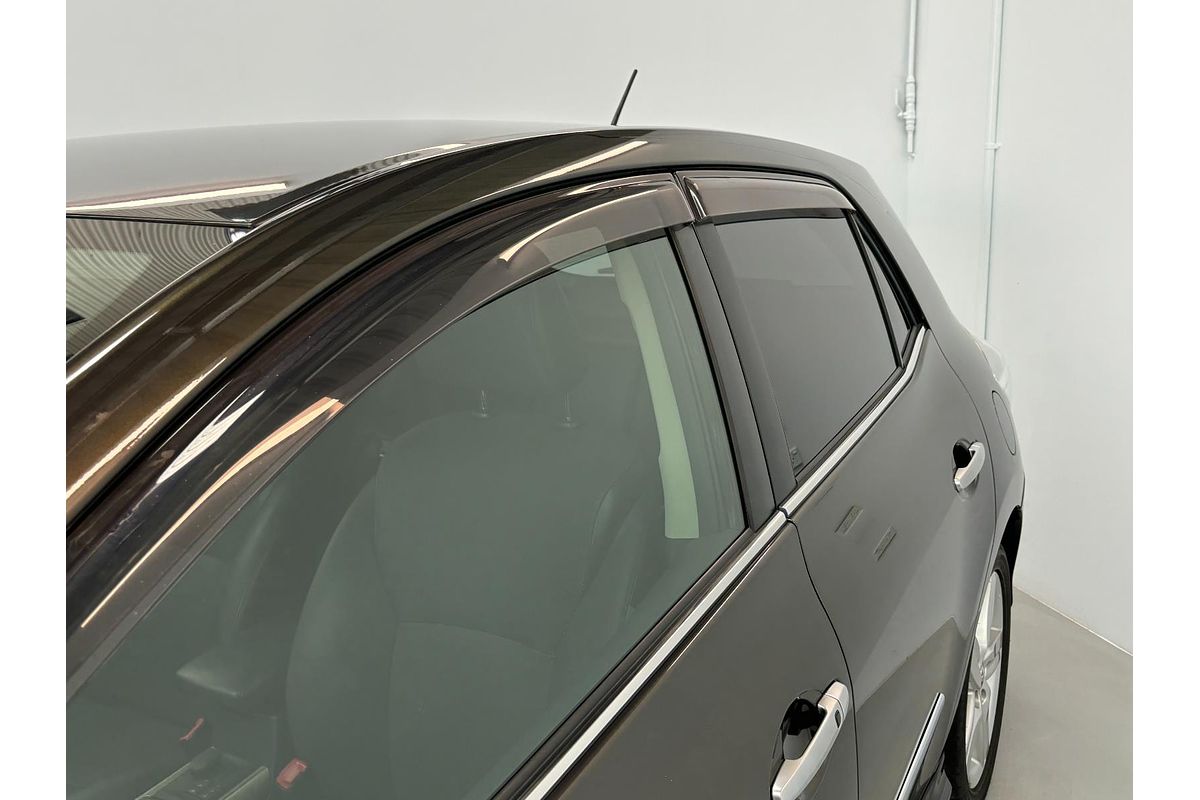 2011 Toyota BLADE MASTER G GRE156