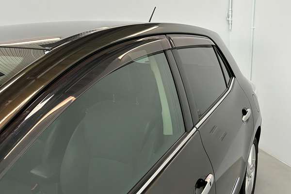 2011 Toyota BLADE MASTER G GRE156