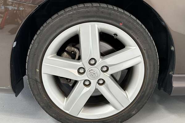 2011 Toyota BLADE MASTER G GRE156