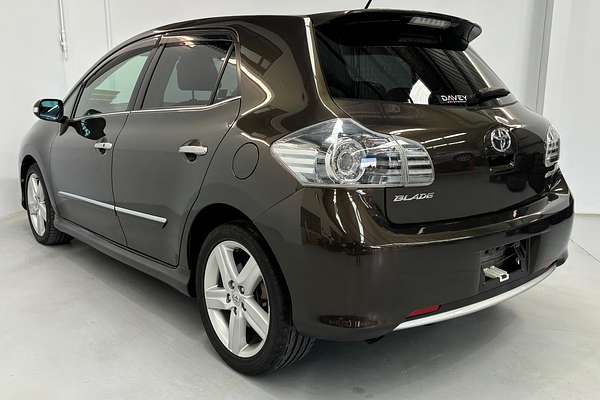 2011 Toyota BLADE MASTER G GRE156