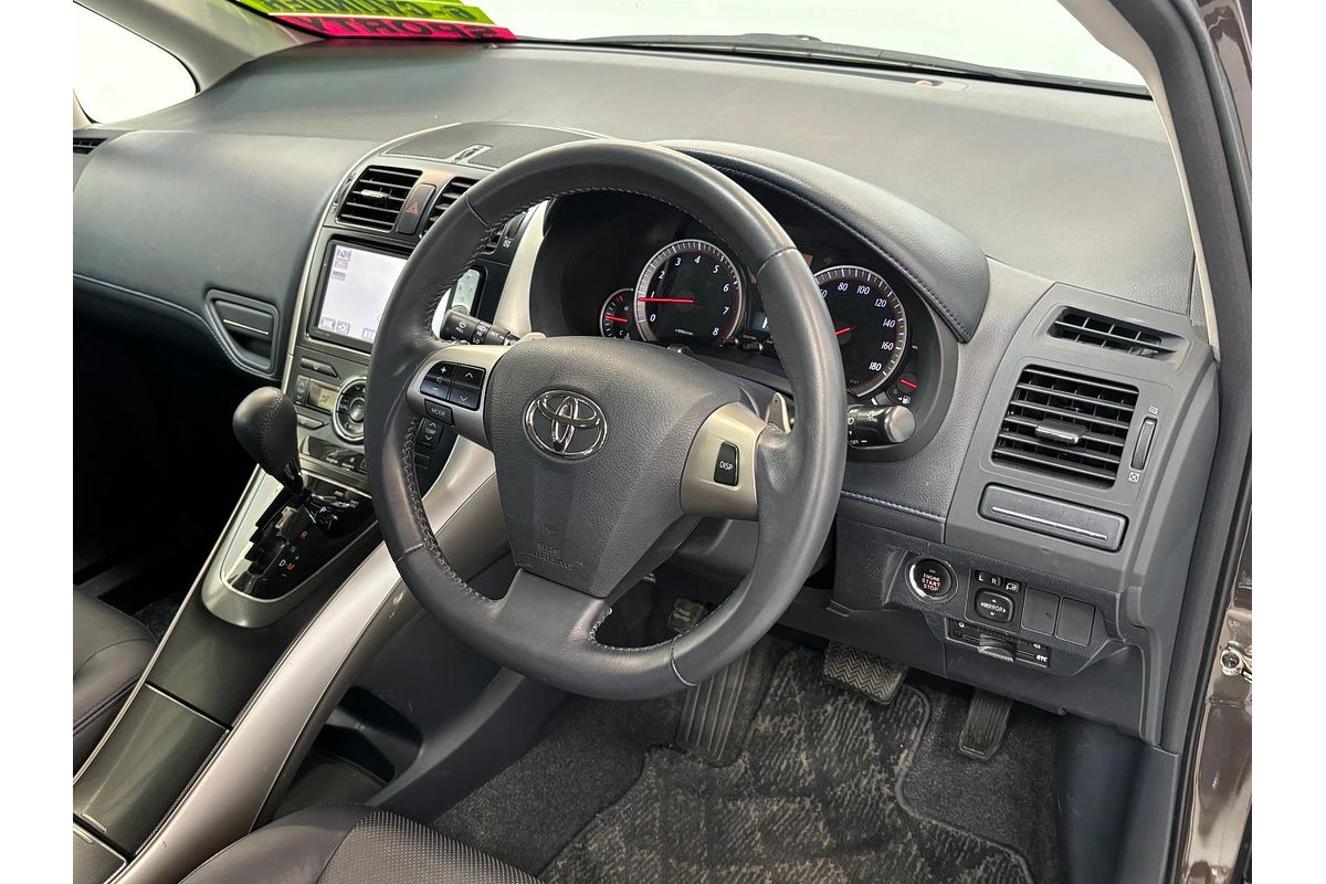 2011 Toyota BLADE MASTER G GRE156
