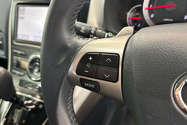 2011 Toyota BLADE MASTER G GRE156