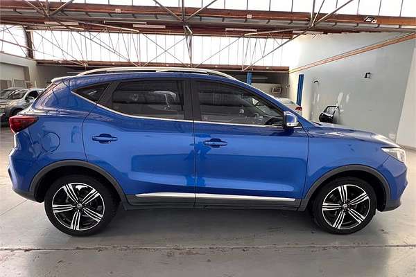 2018 MG ZS Essence AZS1