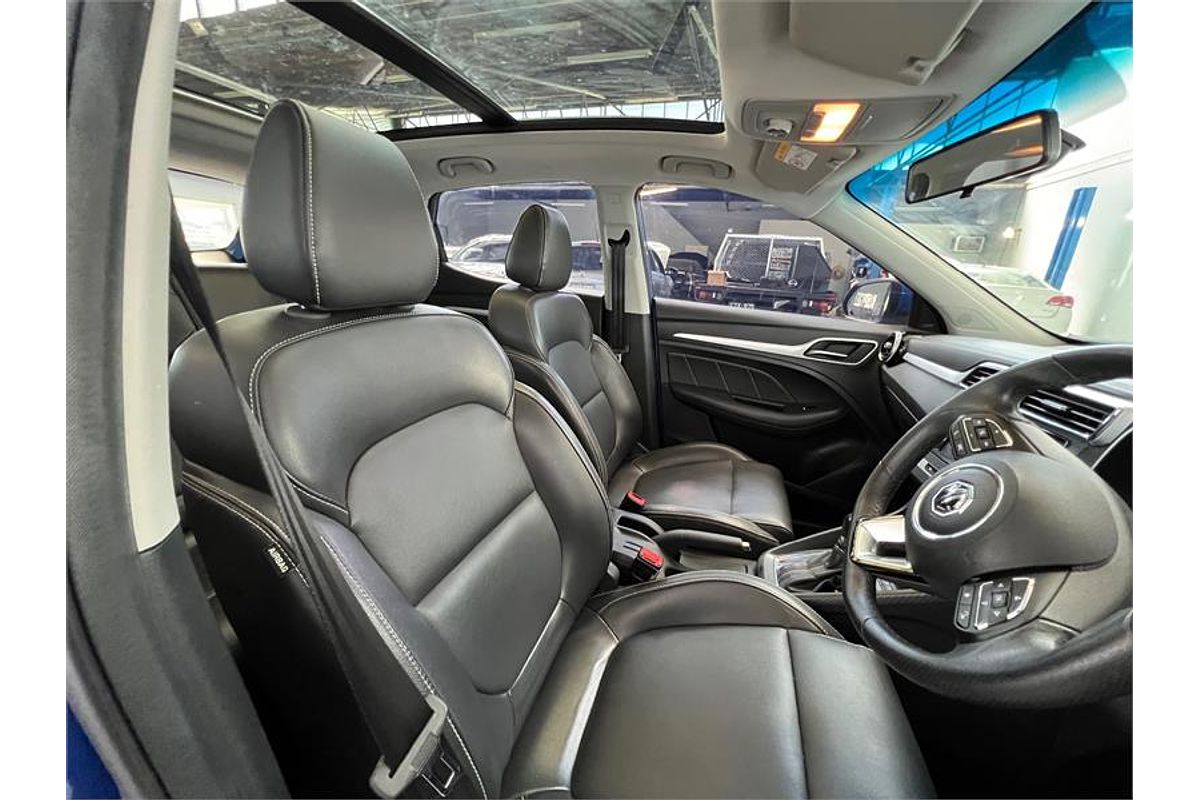 2018 MG ZS Essence AZS1