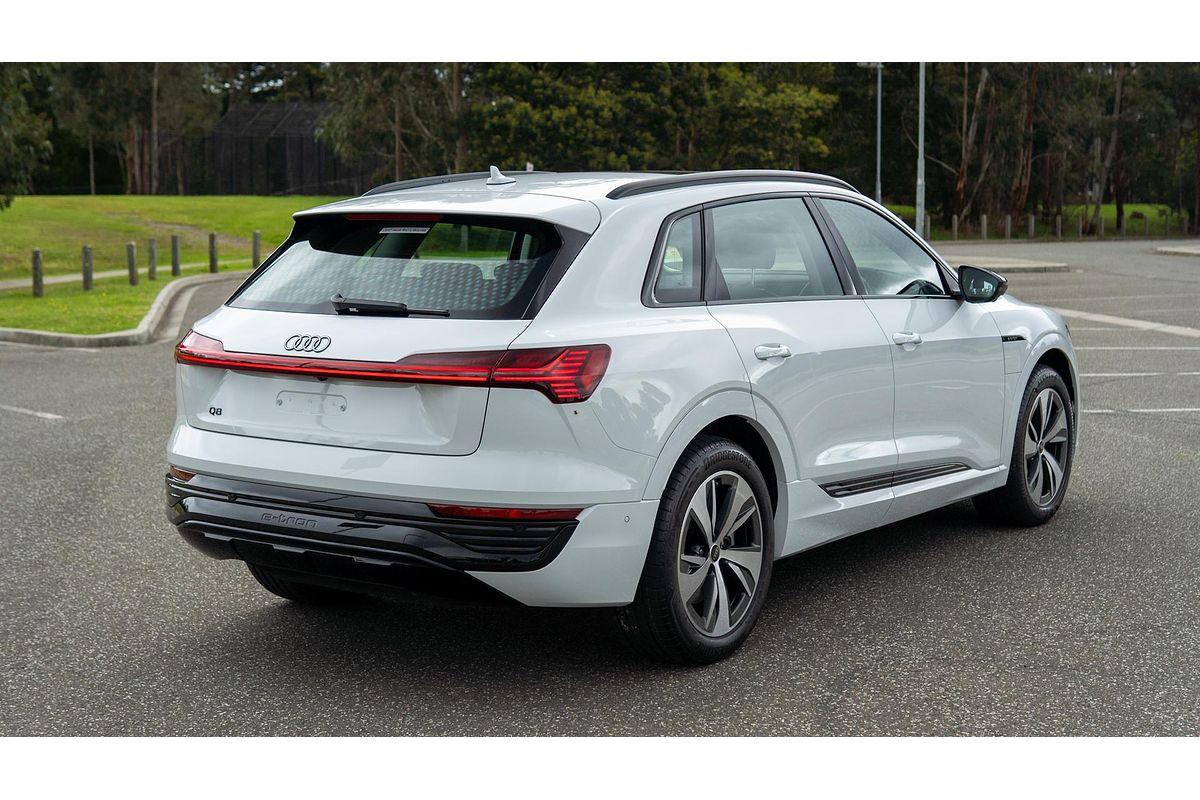 2024 Audi Q8 e-tron 50 GE