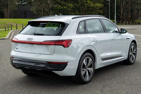 2024 Audi Q8 e-tron 50 GE