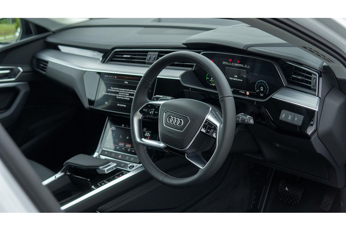 2024 Audi Q8 e-tron 50 GE