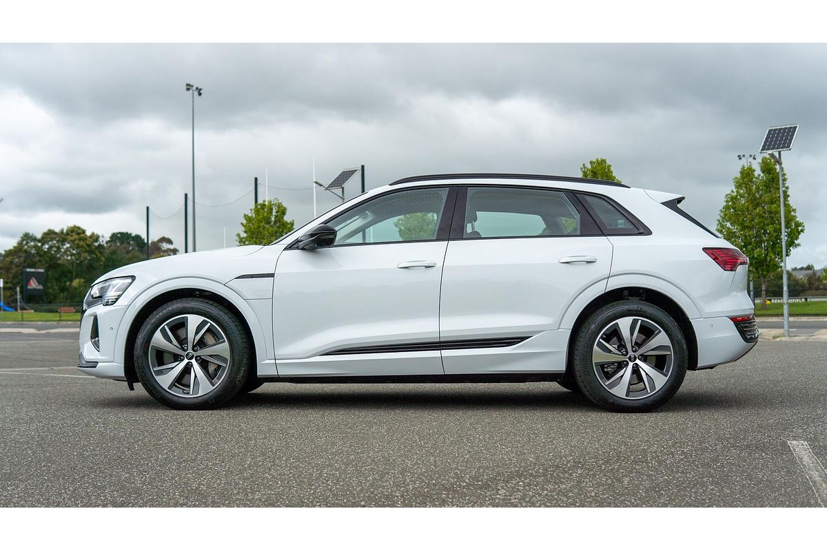 2024 Audi Q8 e-tron 50 GE