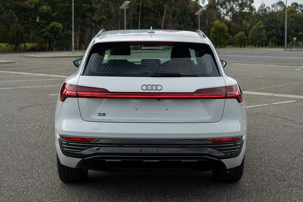 2024 Audi Q8 e-tron 50 GE